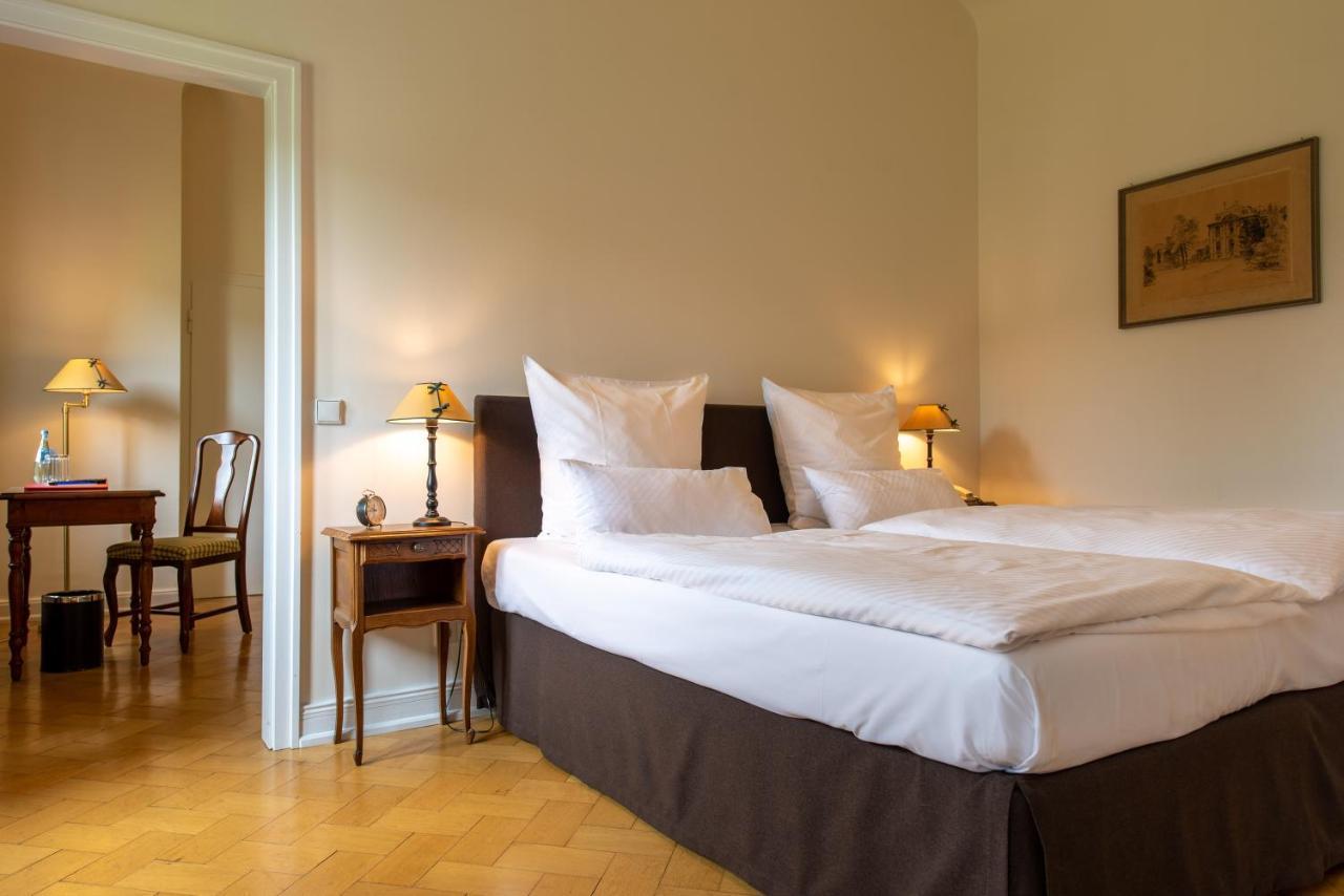 Gaestehaus Schloss Saareck Mettlach Esterno foto