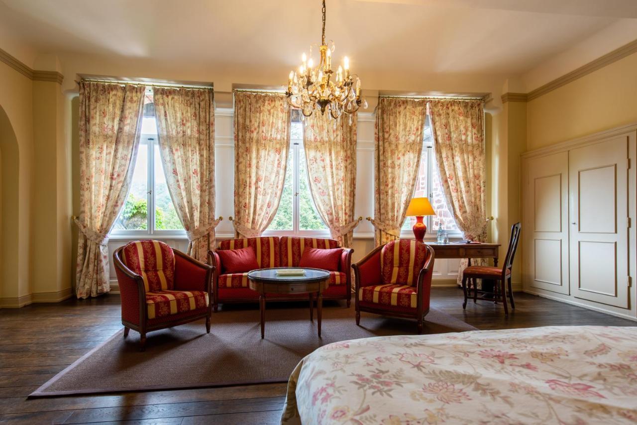 Gaestehaus Schloss Saareck Mettlach Esterno foto