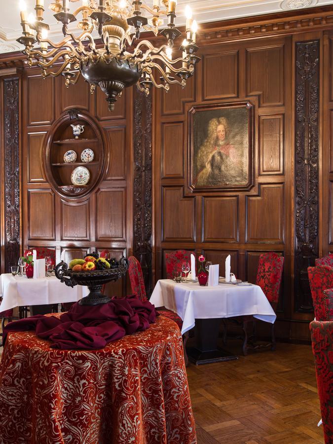 Gaestehaus Schloss Saareck Mettlach Esterno foto