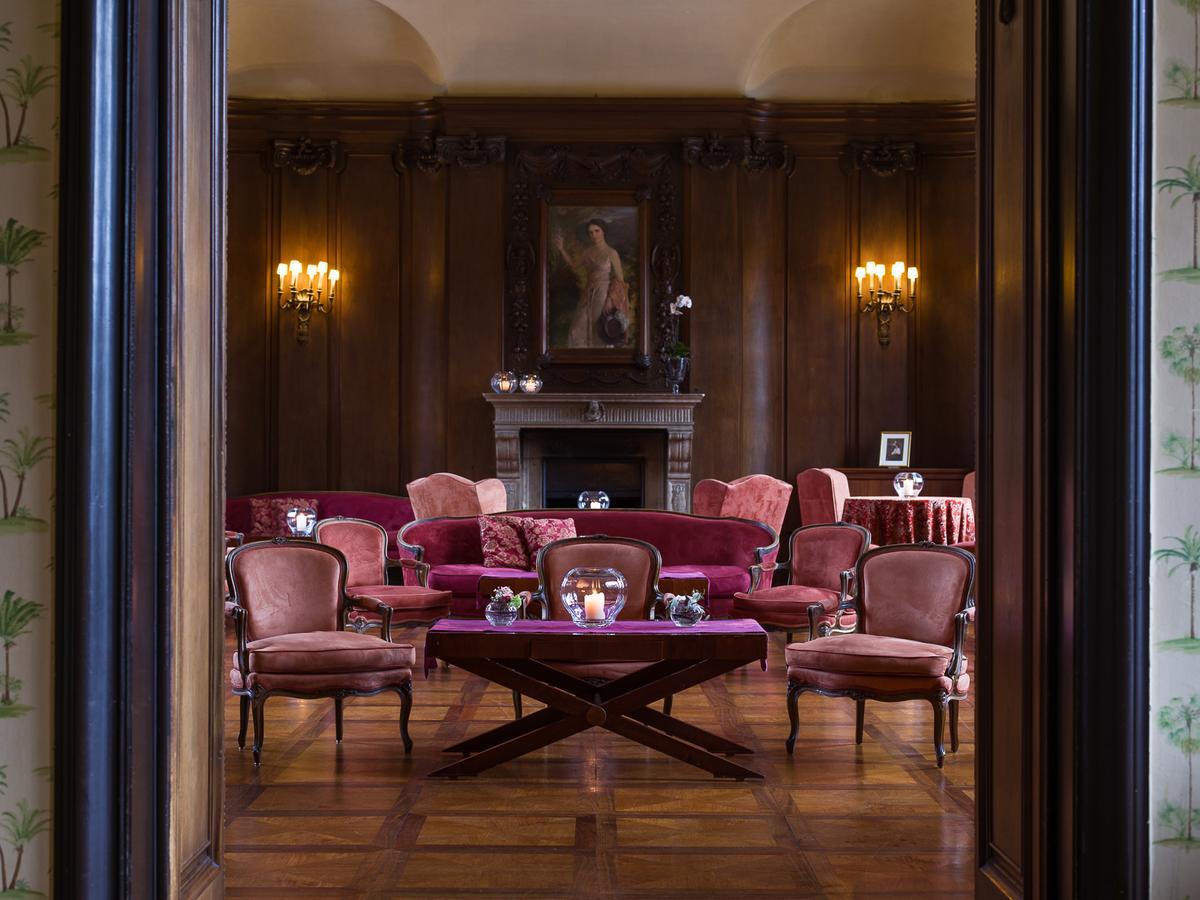 Gaestehaus Schloss Saareck Mettlach Esterno foto