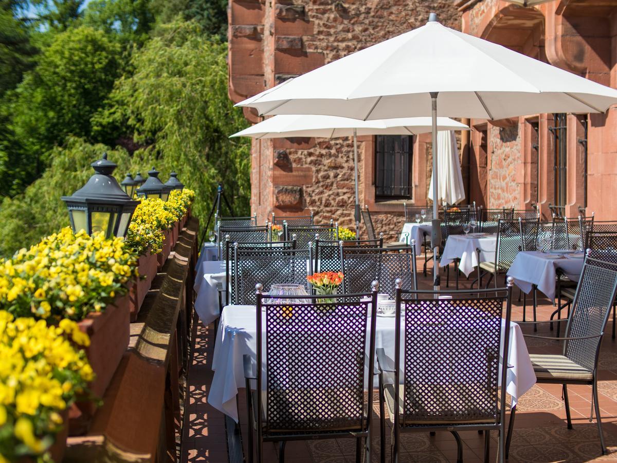 Gaestehaus Schloss Saareck Mettlach Esterno foto
